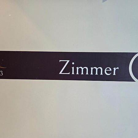 Pension Gp3, Zimmer Mit Kochnische Und Duschbad Vor Den Toren Berlins Dallgow-Doeberitz Exterior photo